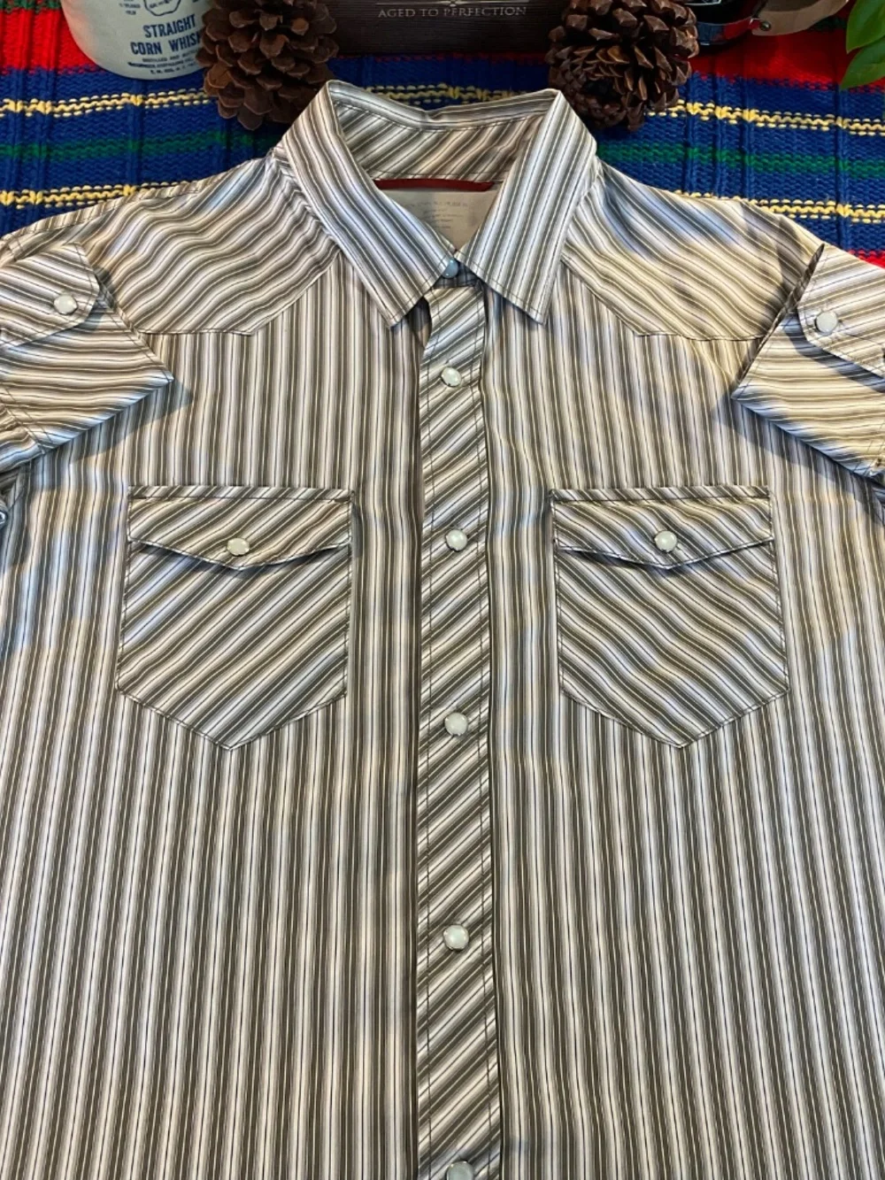 Banana republic Pearl snap western shirt men’s large, brown, striped long sleeve